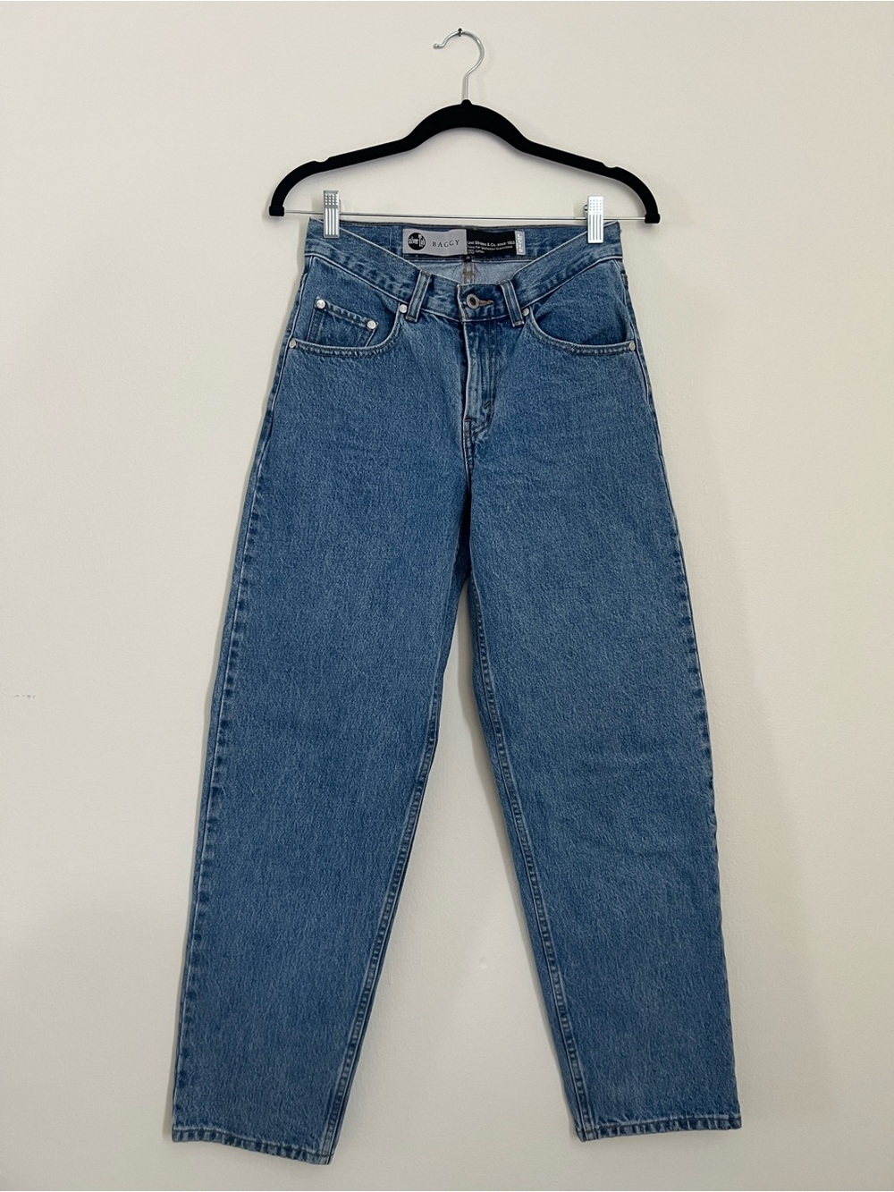 Silver Tab 90’s Levi's Baggy Blue Jeans